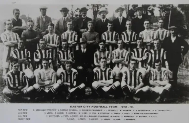 Đội hình lịch sử của Exeter City FC trong mùa giải 1913/14, một phần quan trọng của hành trình CLB