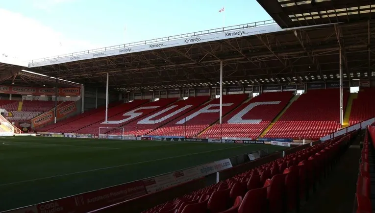 Khán đài Kop tại sân Bramall Lane, nơi tập trung các cổ động viên cuồng nhiệt nhất của Sheffield United
