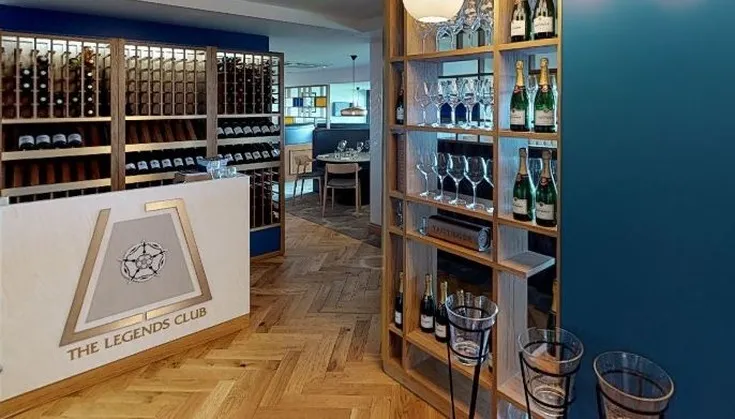 Không gian dịch vụ khách sạn VIP tại Elland Road.