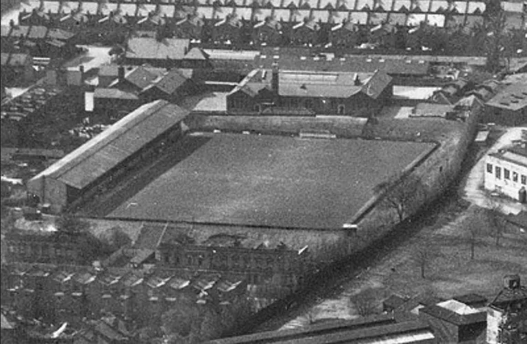 Lịch sử sân vận động Loftus Road