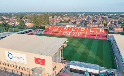 Sân vận động Sincil Bank nhìn từ trên cao, góc đẹp mê ly cho dân mê bóng đá Anh