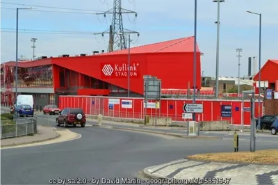 Toàn cảnh sân vận động Stonebridge Road, ngôi nhà của Ebbsfleet United